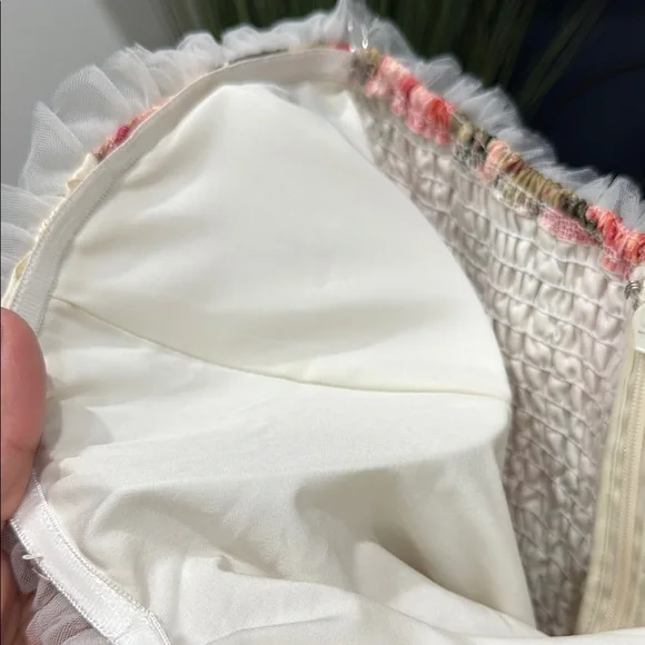 AKIRA KEEP DREAMING WOMANS MINI DRESS XL Dress with Red and Cream Accents - Picture 17 of 17